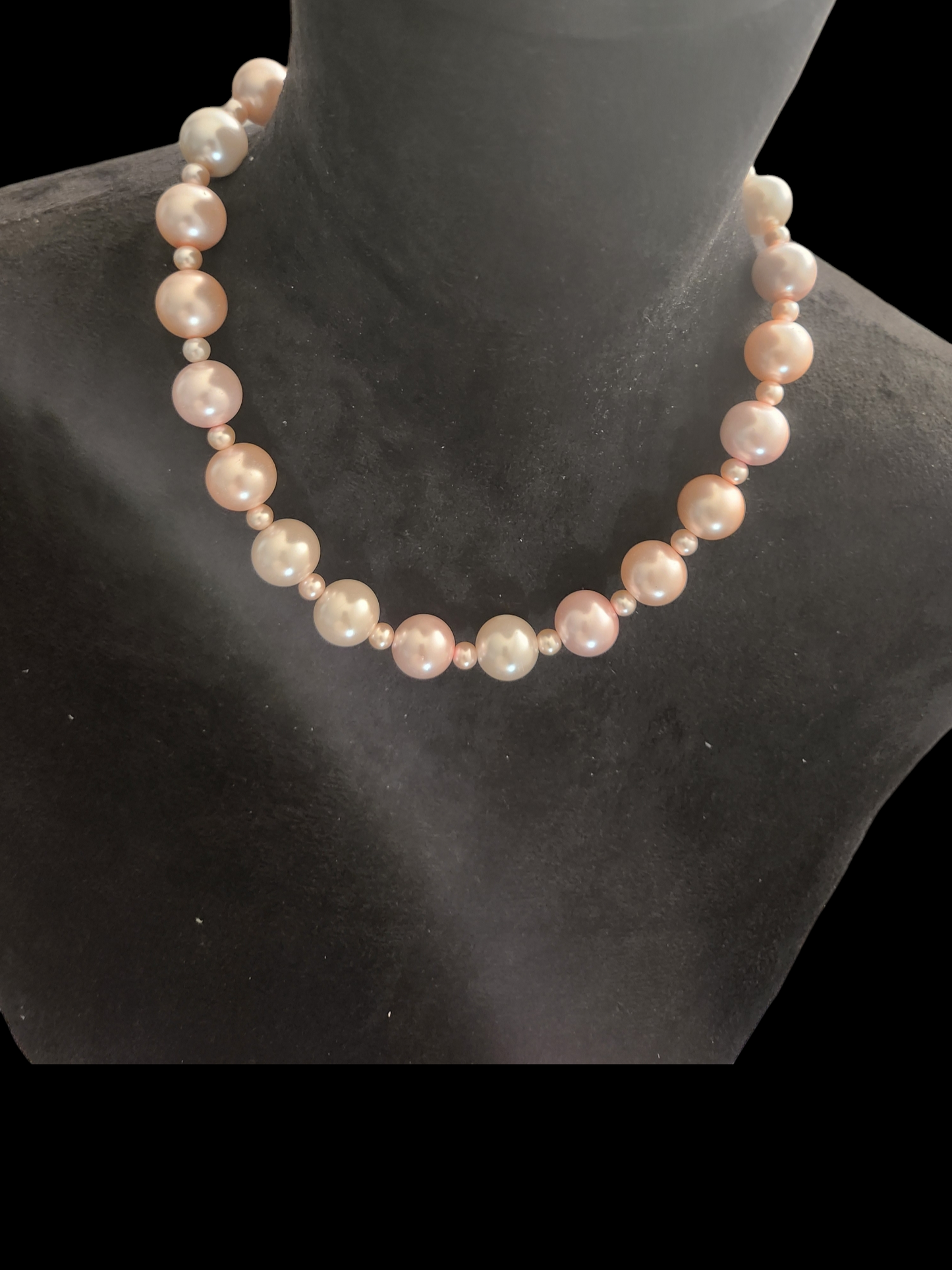 Pink Pearls & Thangs