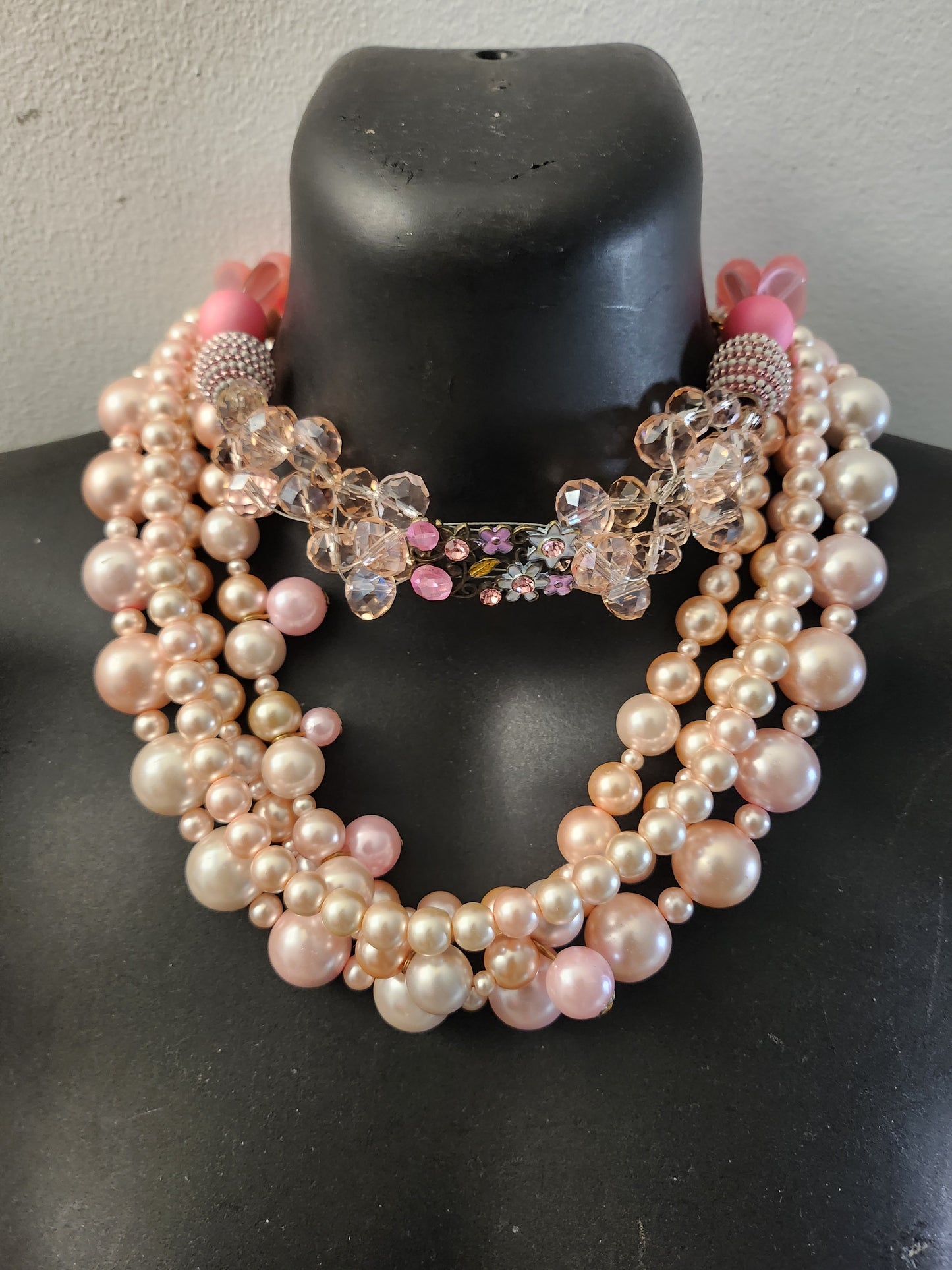 Pink Pearls & Thangs