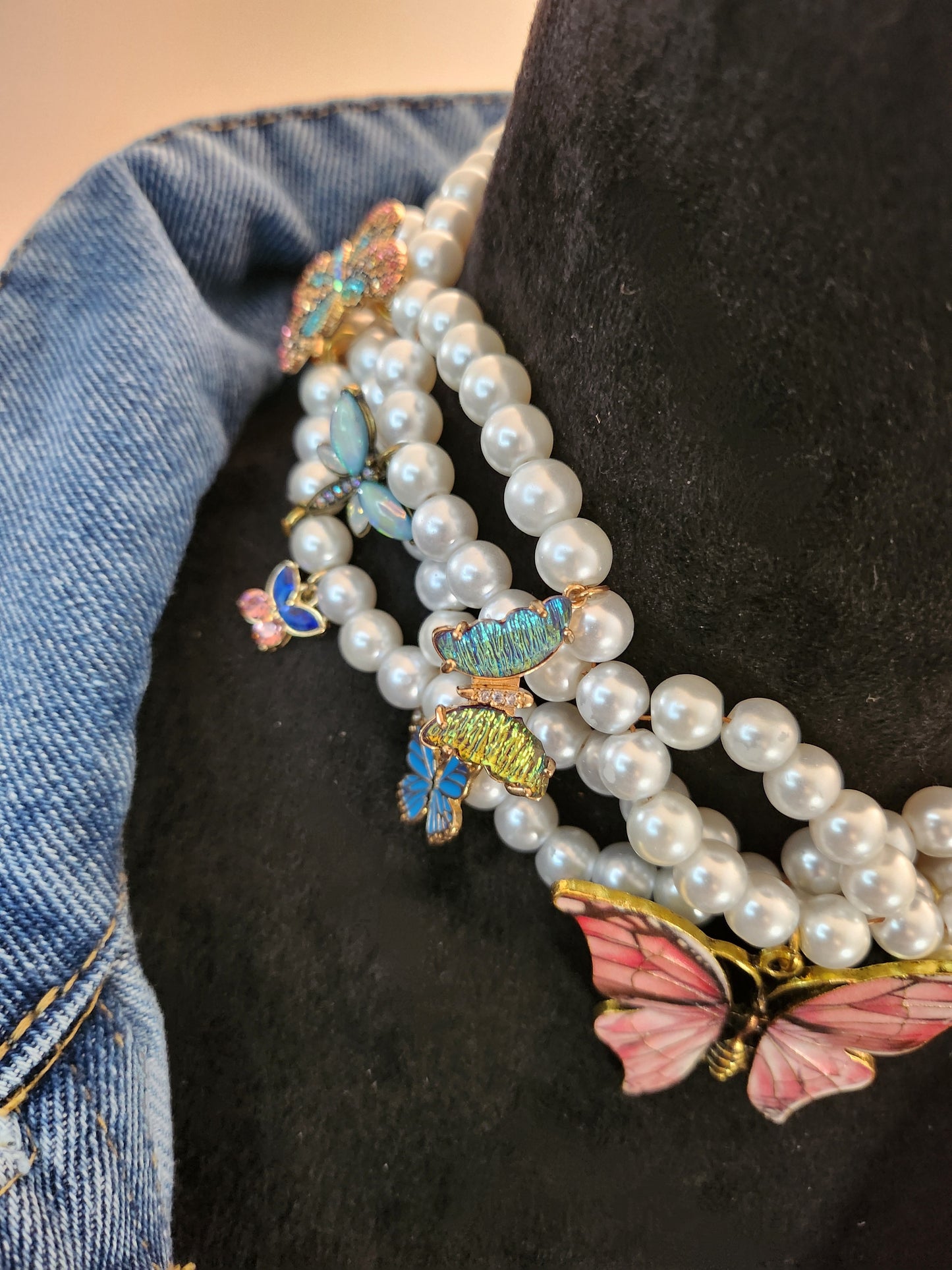 Pearl Floating Butterfly Necklace