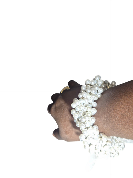 Clustered Pearl Bracelet
