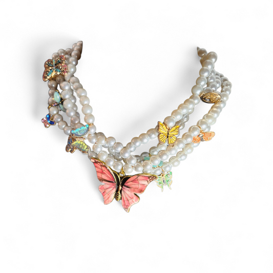 Pearl Floating Butterfly Necklace