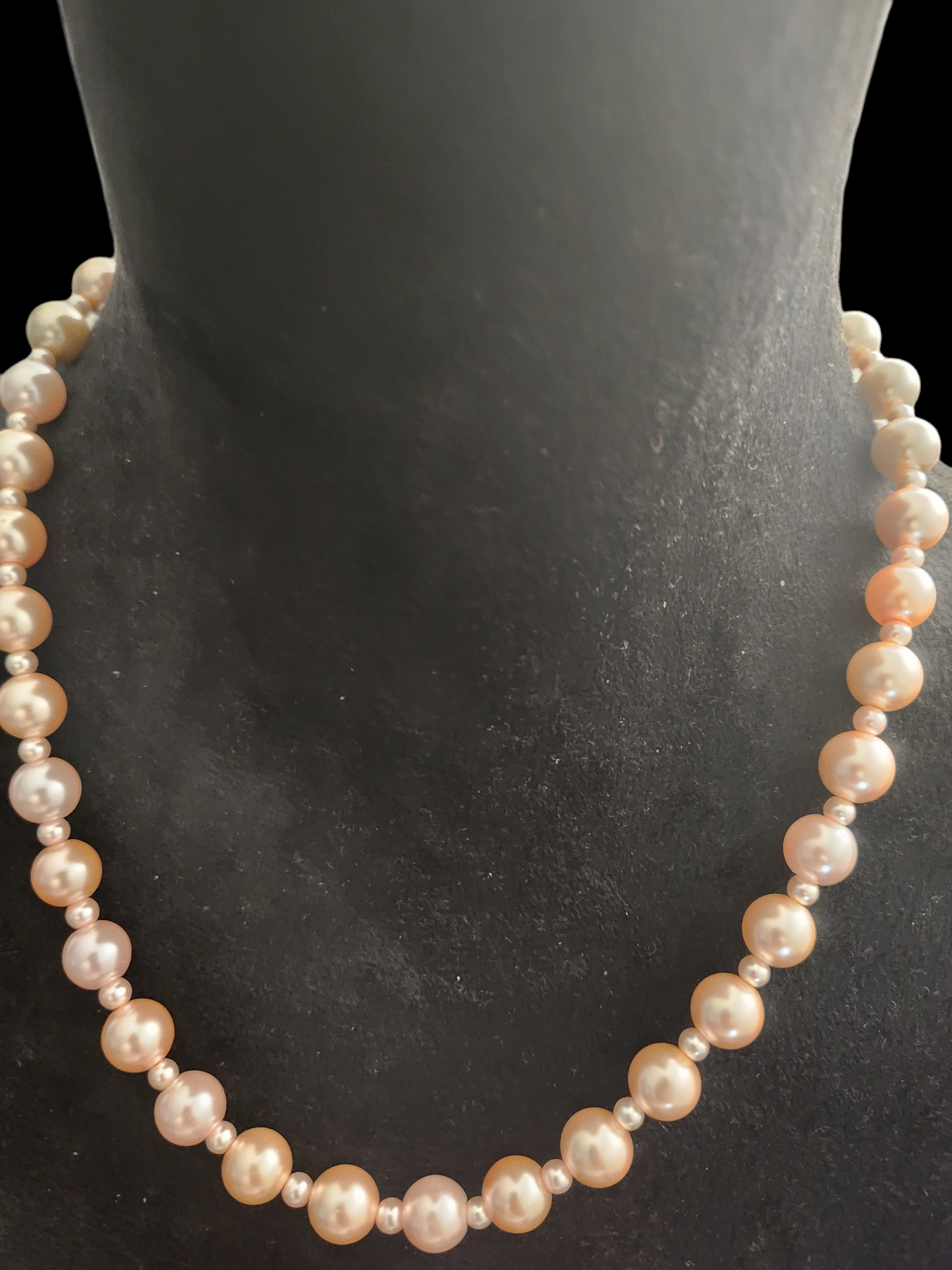 Pink Pearls & Thangs
