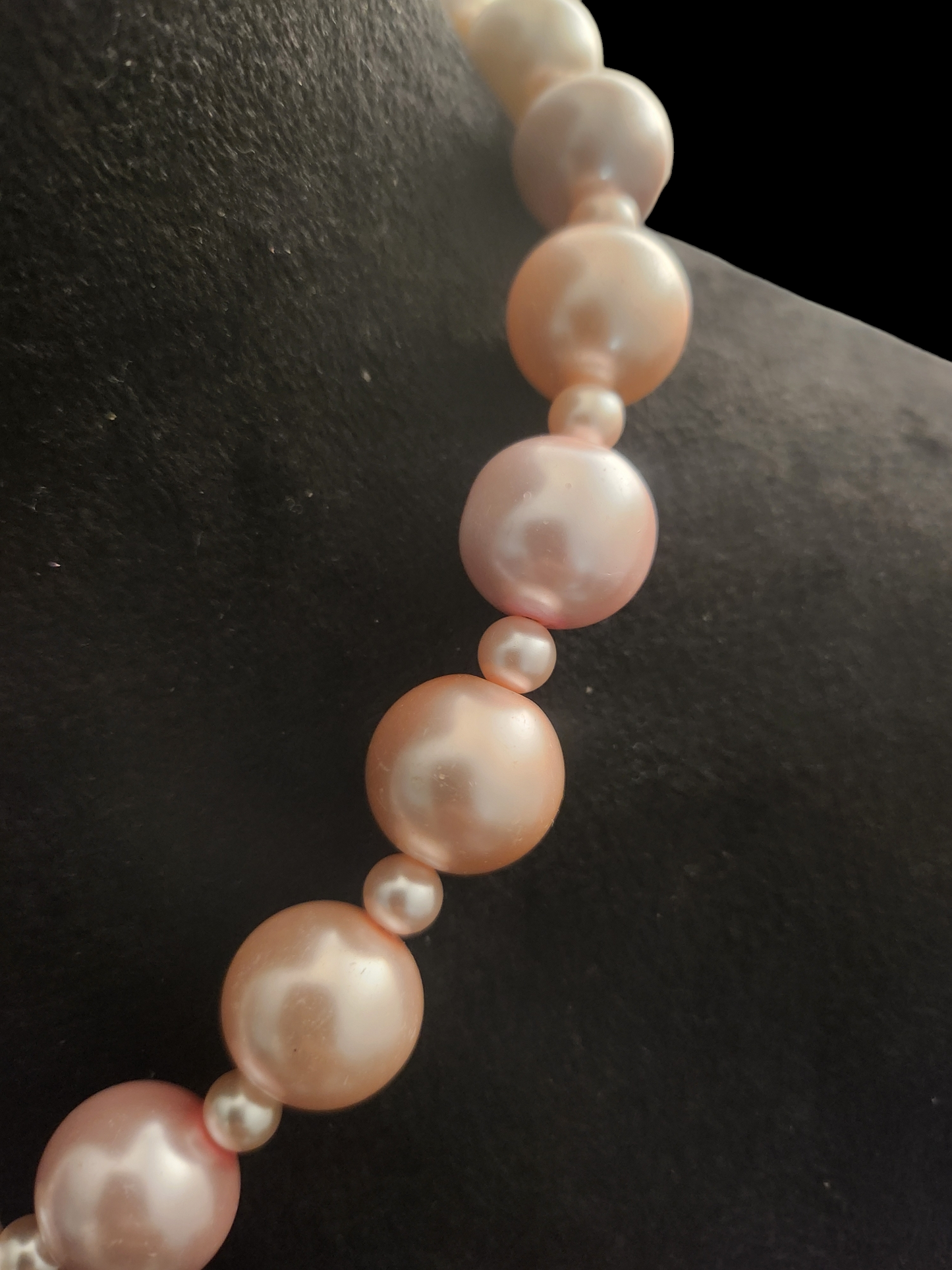 Pink Pearls & Thangs